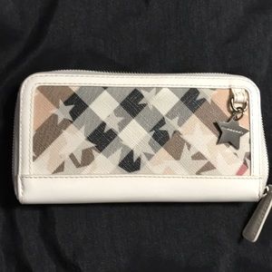 Burberry White Star Wallet Clutch